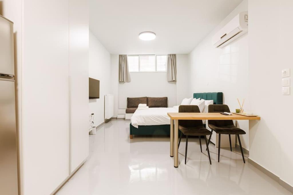 Snug With Shared Garden V Apartment *